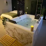 بيت الحب 11 *